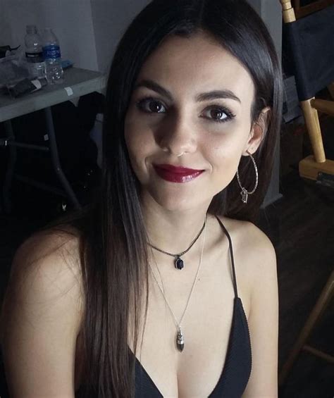 Being Positive. : r/victoriajustice